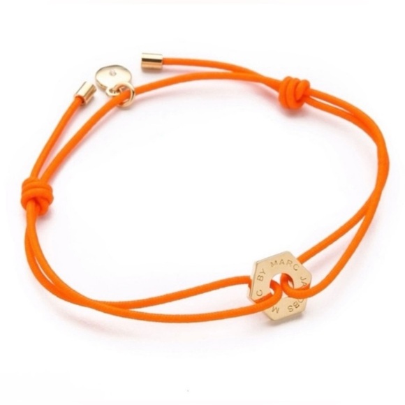 Marc Jacobs Vibrant Orange Bracelet with Gold Charm - Picture 1 of 2